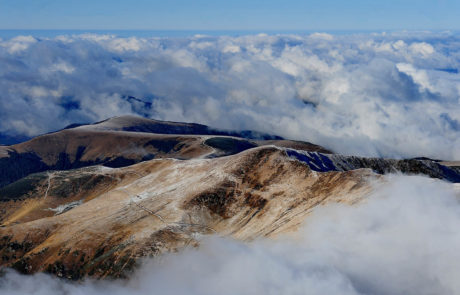 Zboruri de fotografiere cu avion ultra-ușor în Munții Rodnei